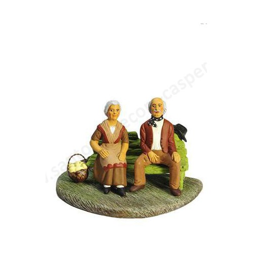 Couple de Vieux assis